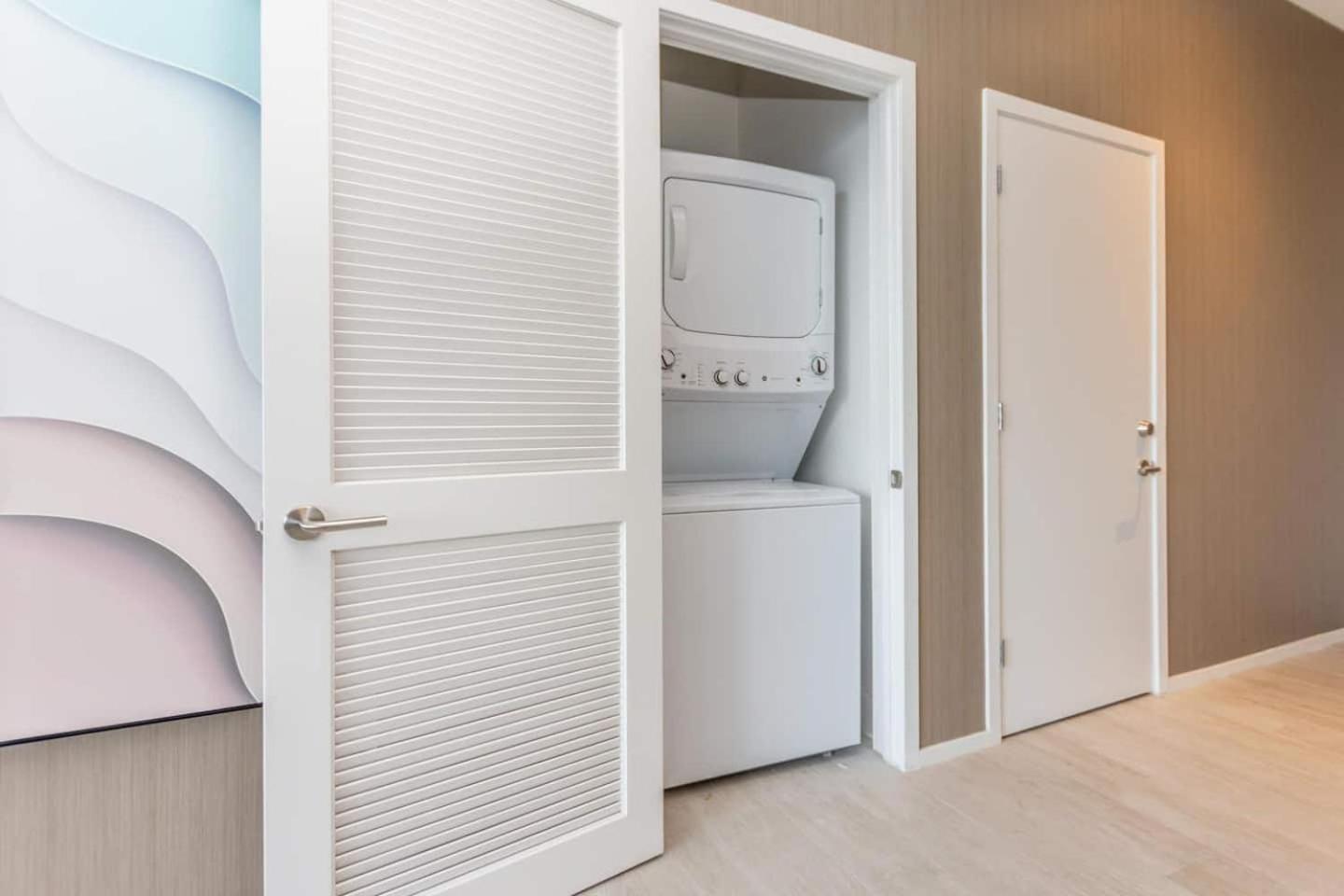 Amazing Apartments At H Beach House ฮอลลีวูด ภายนอก รูปภาพ