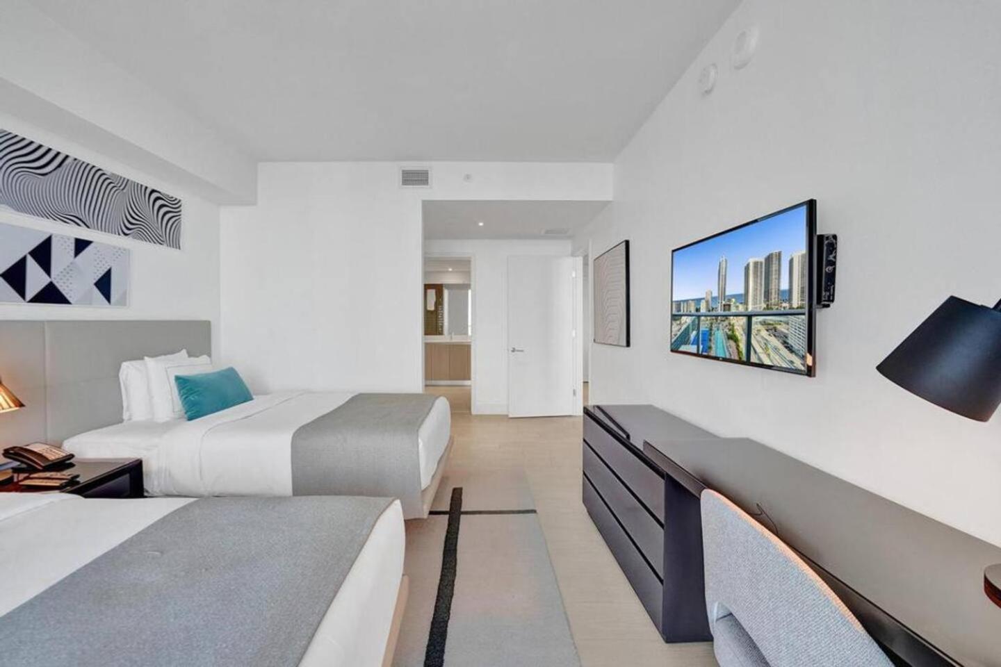Amazing Apartments At H Beach House ฮอลลีวูด ภายนอก รูปภาพ