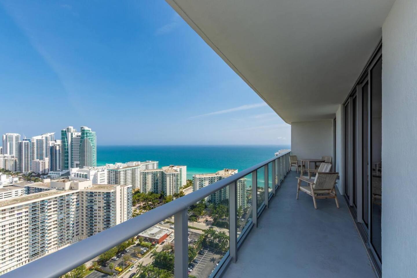 Amazing Apartments At H Beach House ฮอลลีวูด ภายนอก รูปภาพ