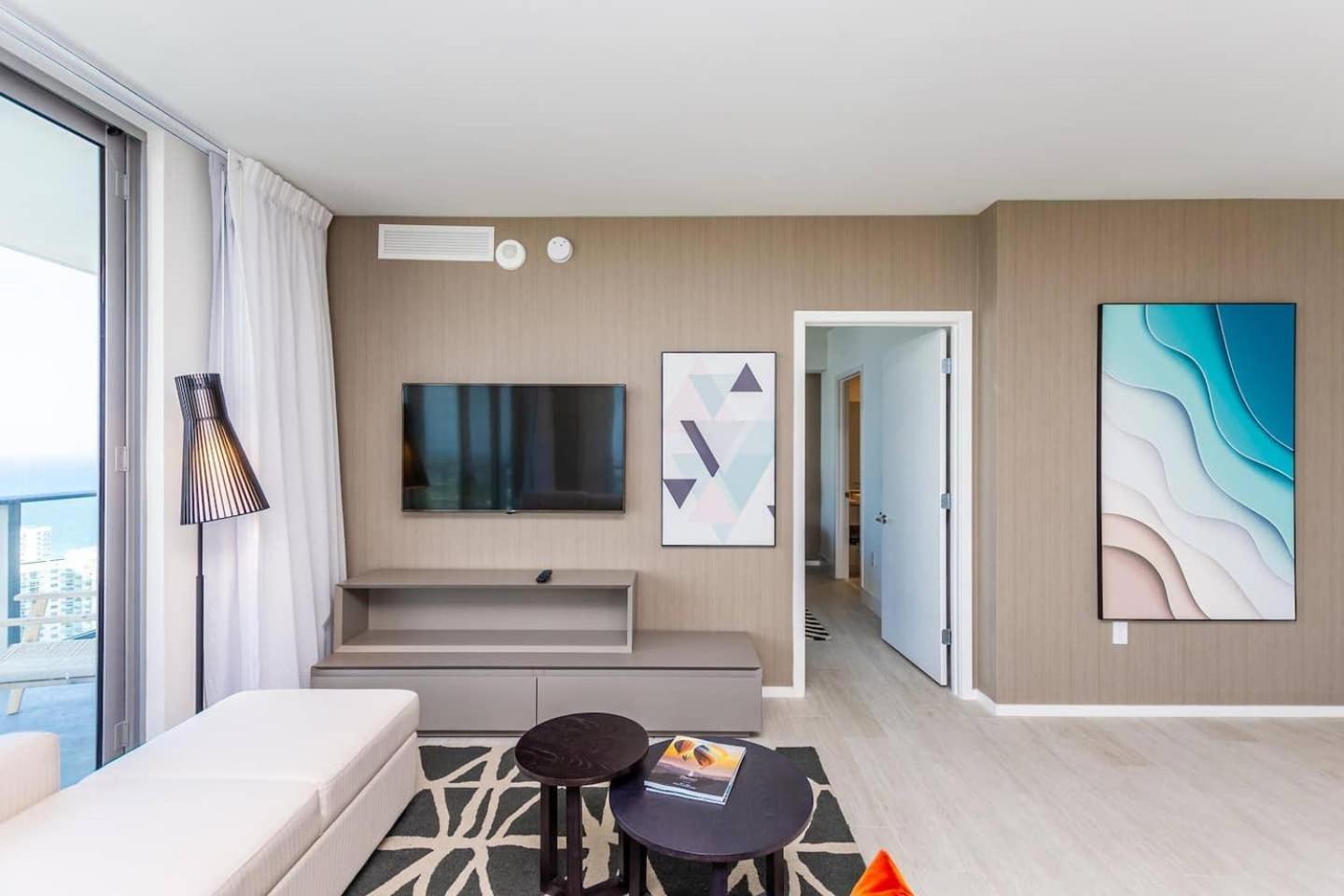 Amazing Apartments At H Beach House ฮอลลีวูด ภายนอก รูปภาพ