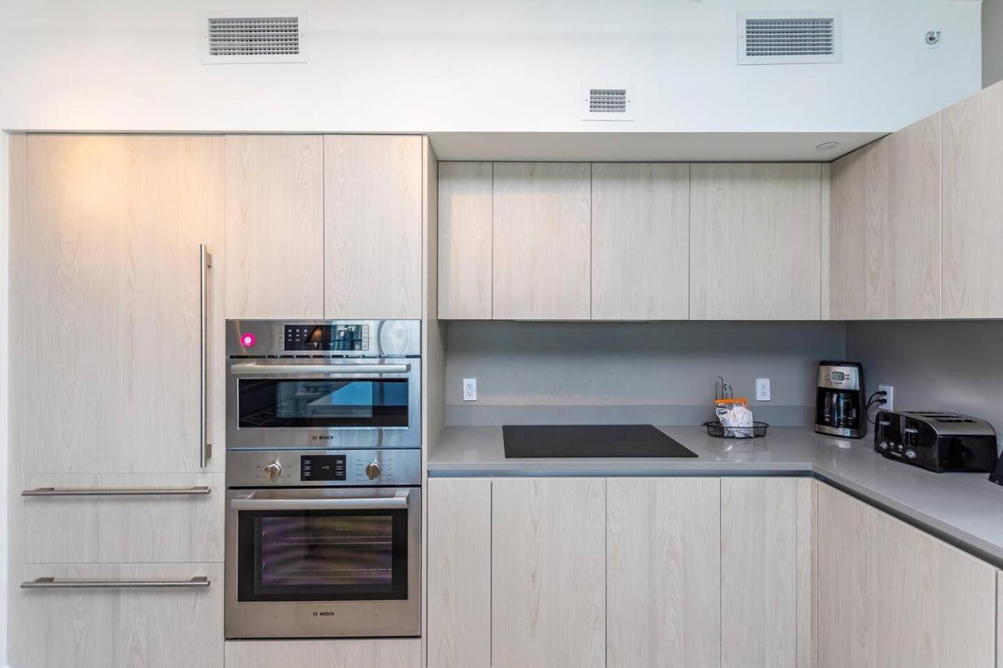 Amazing Apartments At H Beach House ฮอลลีวูด ภายนอก รูปภาพ