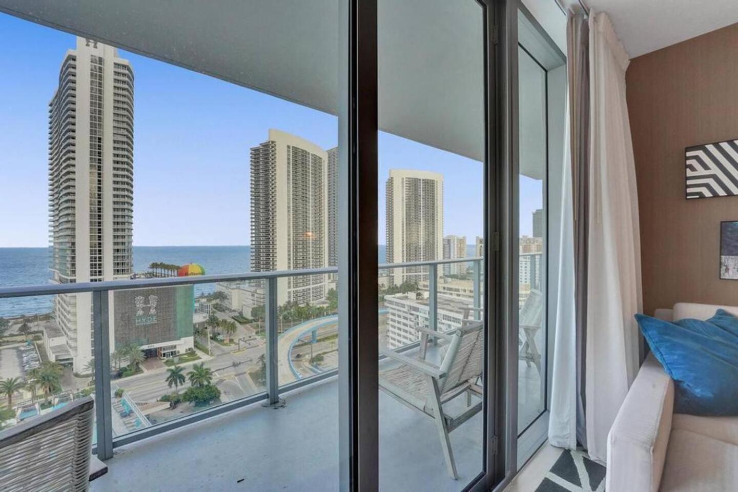 Amazing Apartments At H Beach House ฮอลลีวูด ภายนอก รูปภาพ